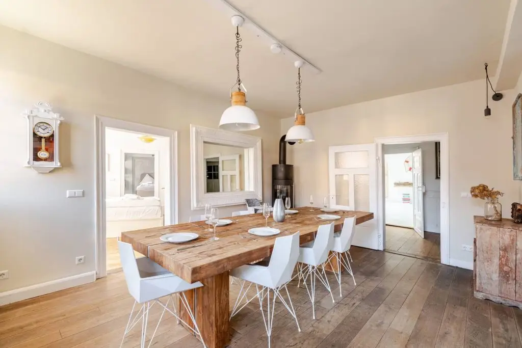 Stilhaus1730 -Esszimmer 1OG -1